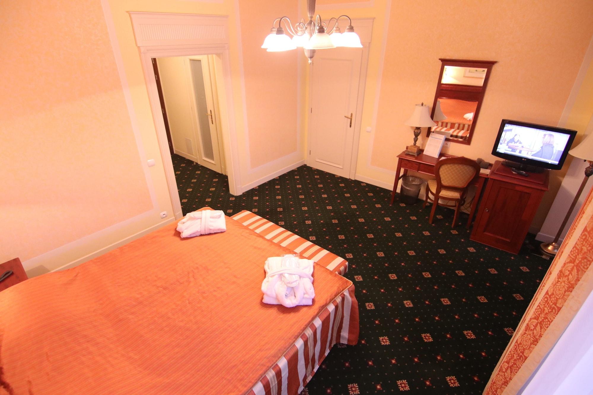 Humboldt Park Hotel & Spa Karlsbad Exterior foto