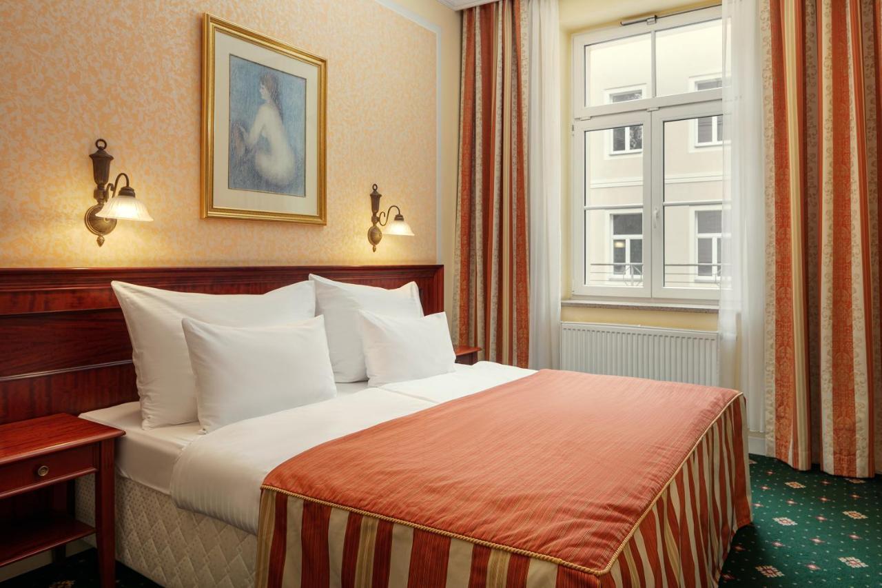 Humboldt Park Hotel & Spa Karlsbad Exterior foto