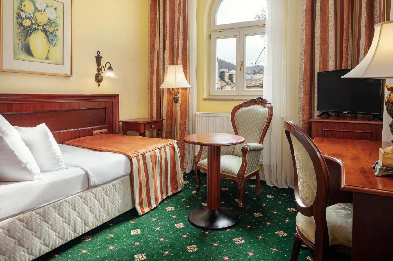 Humboldt Park Hotel & Spa Karlsbad Exterior foto